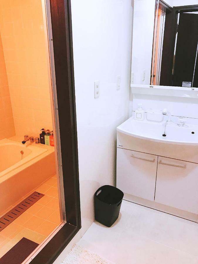 Osaka Sinsei Guest House Luaran gambar